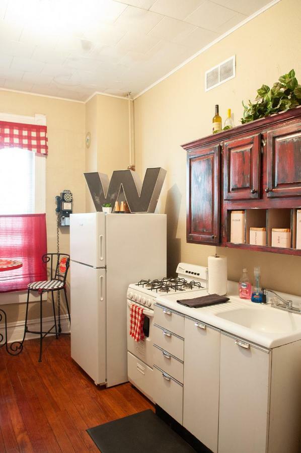 The Historic Wolf Hotel Ellinwood Luaran gambar